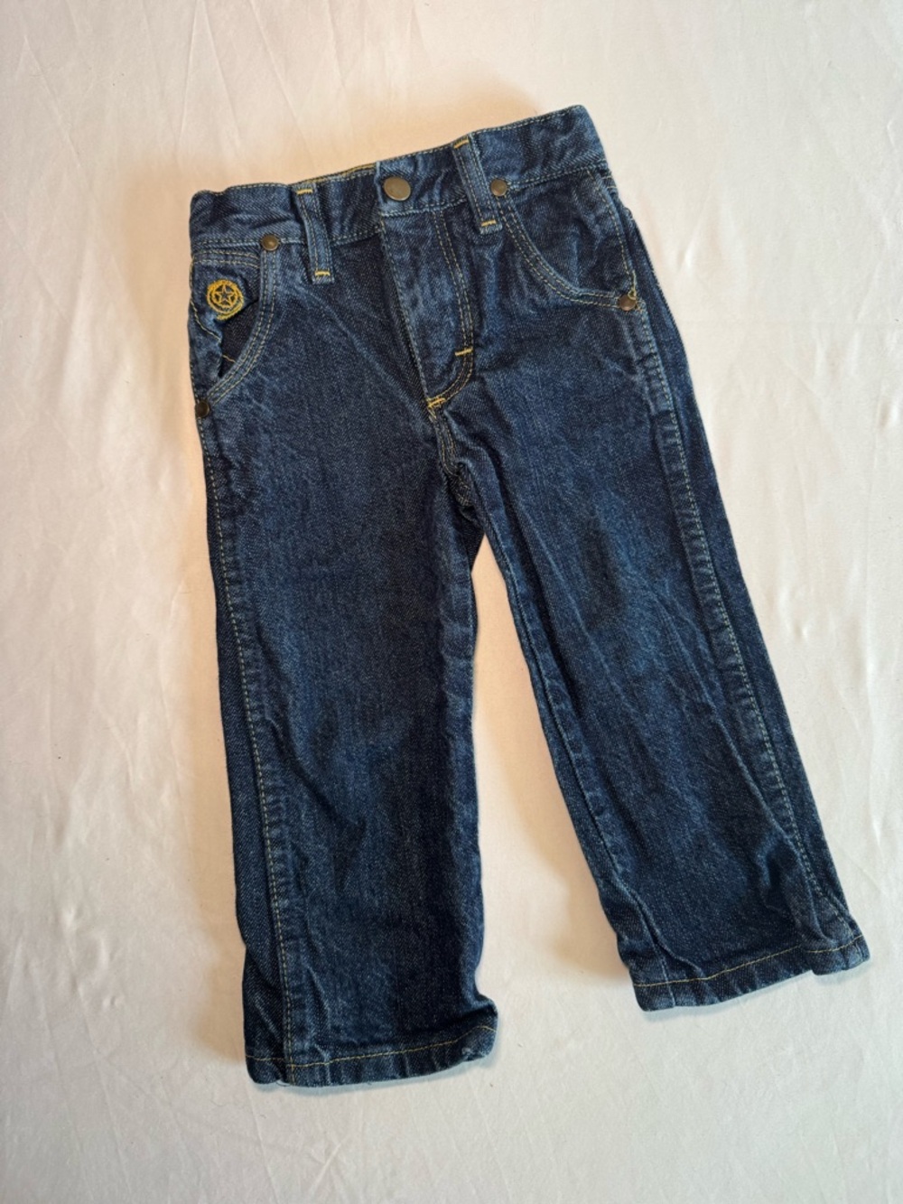 Wrangler 2T-Slim Dark Blue Jeans with Gold Stitching